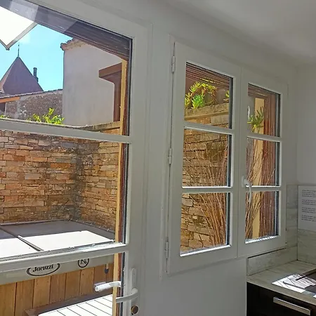 Un Dans La Cité Hébergement de vacances *