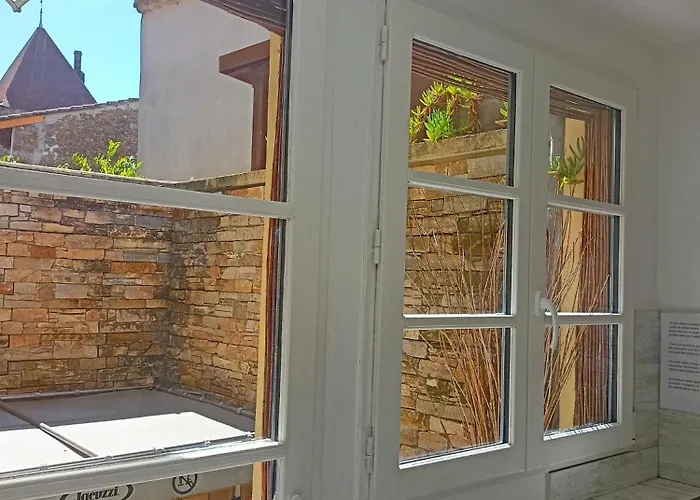 Un Dans La Cite Tatil Evi *